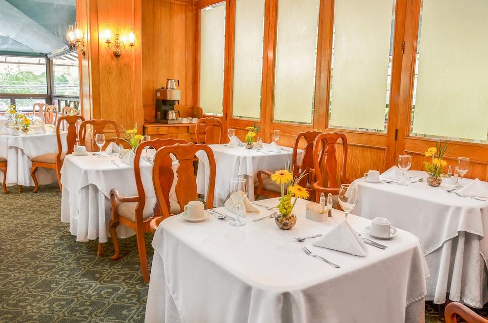 Santander Plaza Hotel